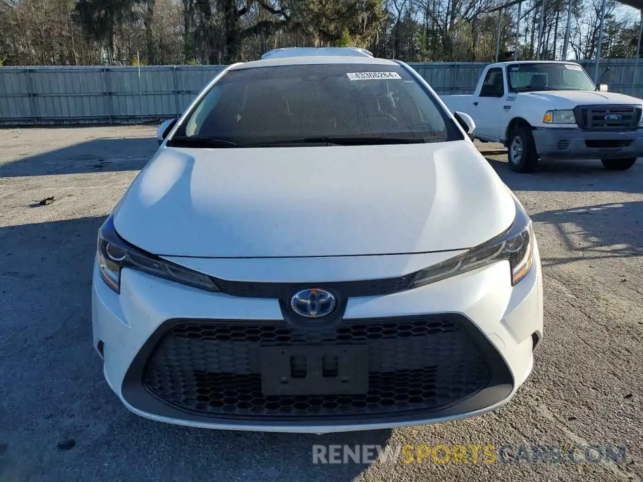 5 Photograph of a damaged car JTDEAMDE7N3000437 TOYOTA COROLLA 2022