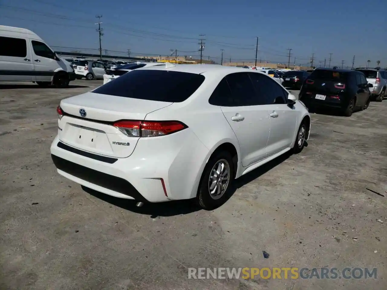 4 Photograph of a damaged car JTDEAMDE7N3003256 TOYOTA COROLLA 2022