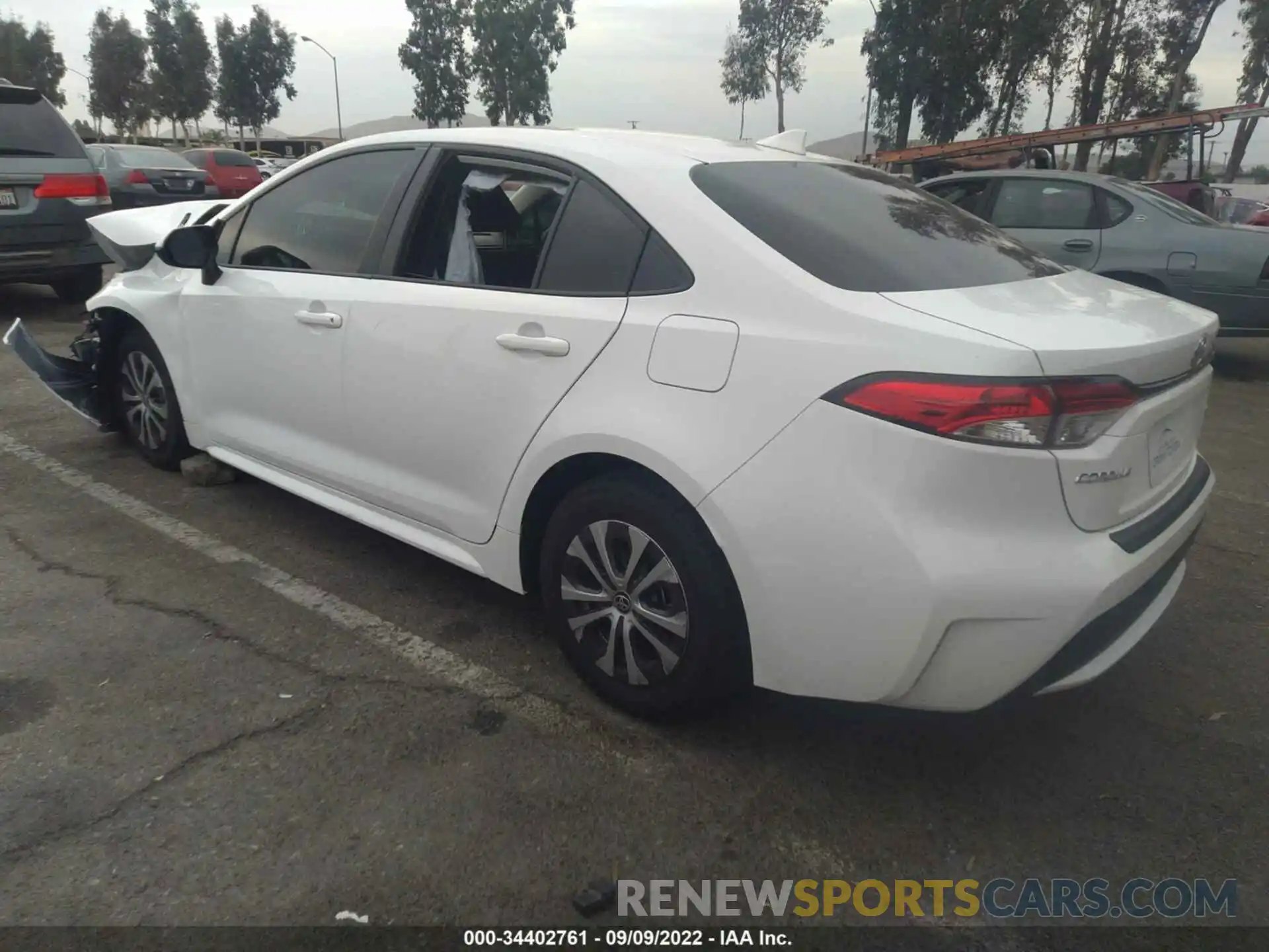 3 Photograph of a damaged car JTDEAMDE7N3008084 TOYOTA COROLLA 2022