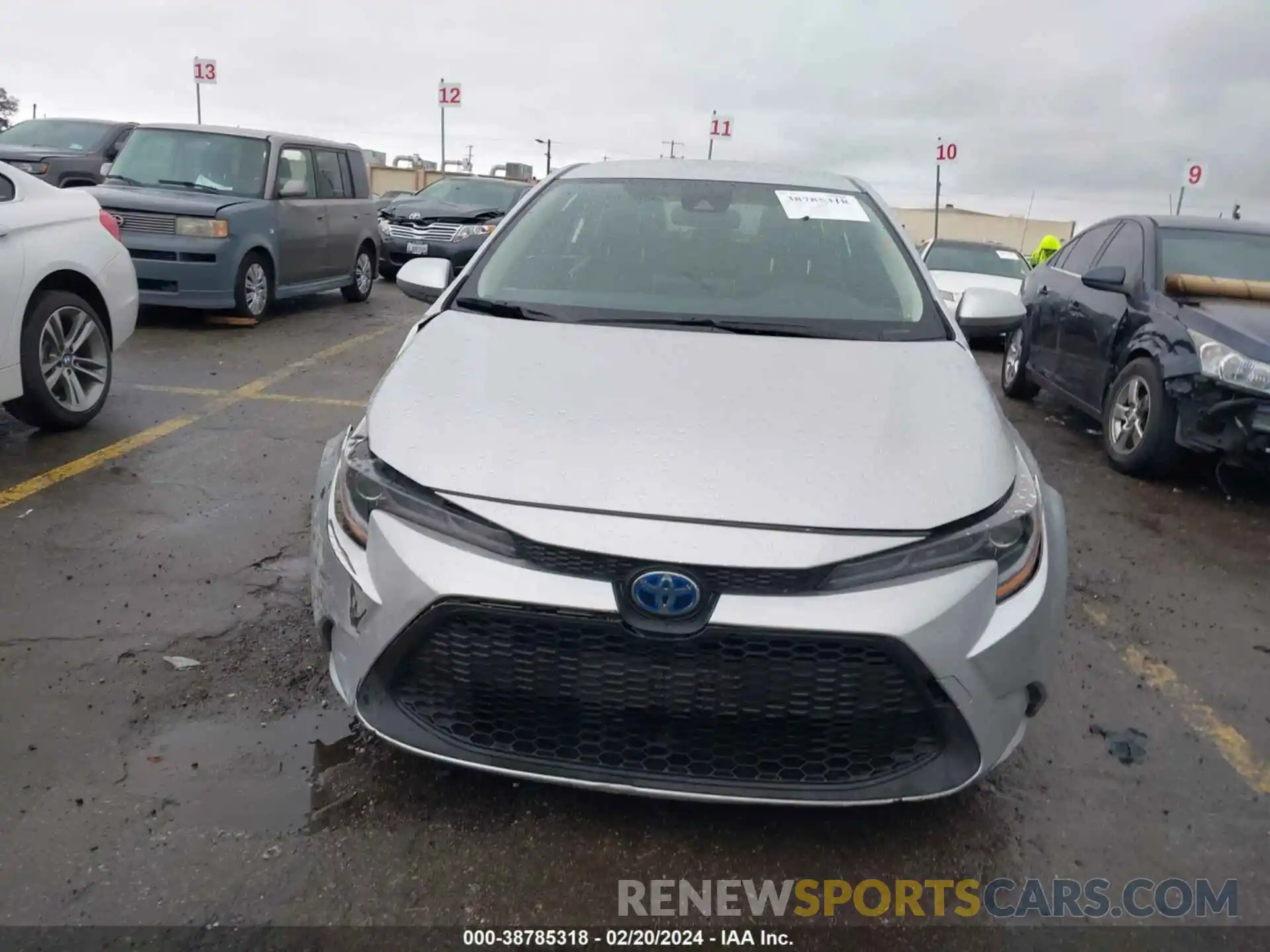 13 Photograph of a damaged car JTDEAMDE7N3011650 TOYOTA COROLLA 2022