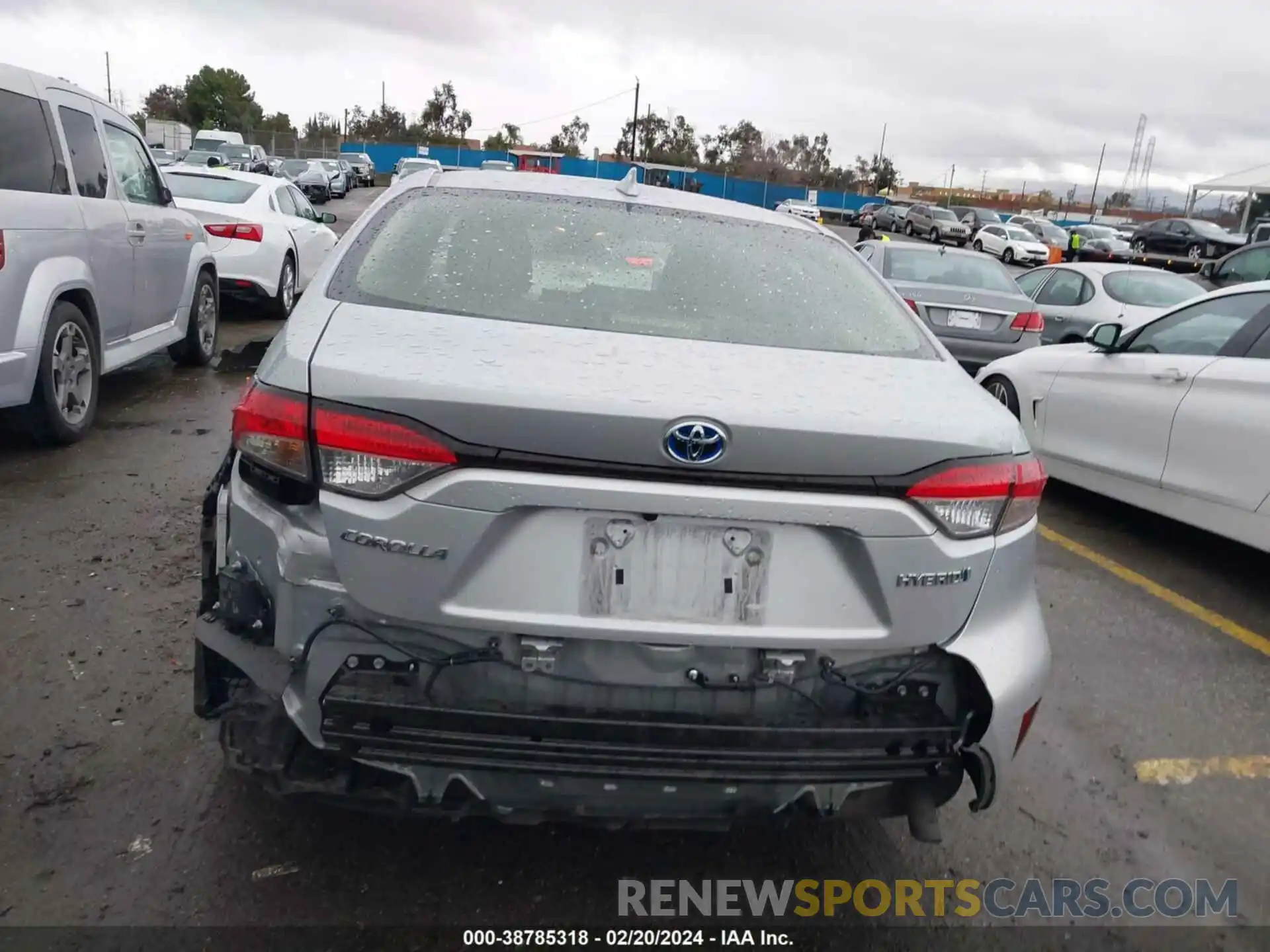 17 Photograph of a damaged car JTDEAMDE7N3011650 TOYOTA COROLLA 2022