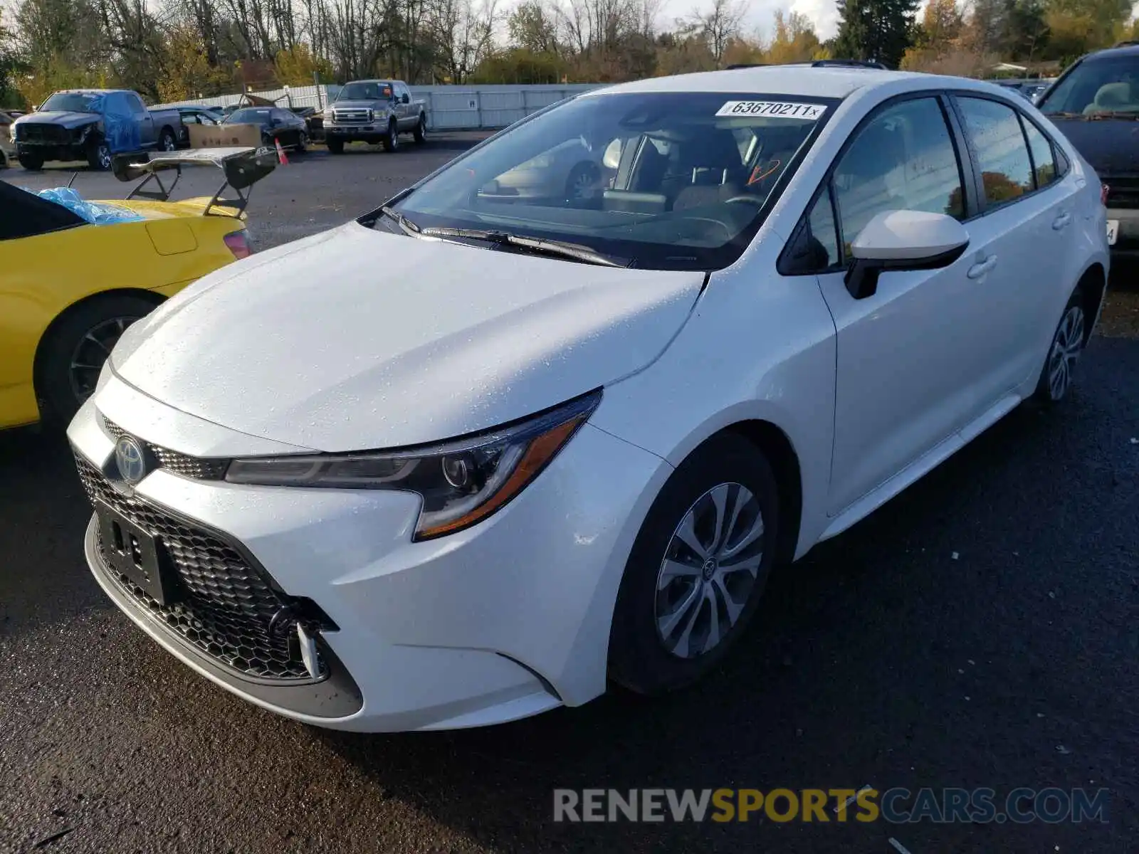 2 Photograph of a damaged car JTDEAMDE7NJ037645 TOYOTA COROLLA 2022