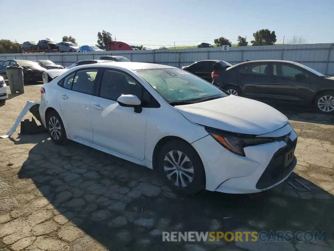 4 Photograph of a damaged car JTDEAMDE7NJ040321 TOYOTA COROLLA 2022