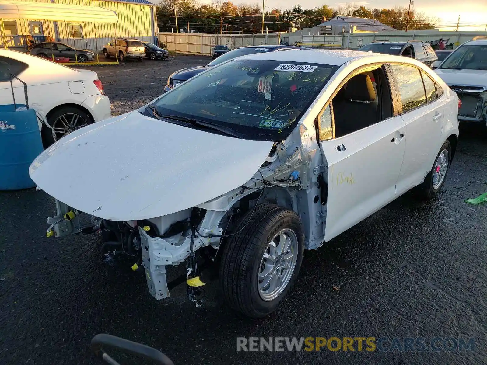 2 Photograph of a damaged car JTDEAMDE7NJ040934 TOYOTA COROLLA 2022