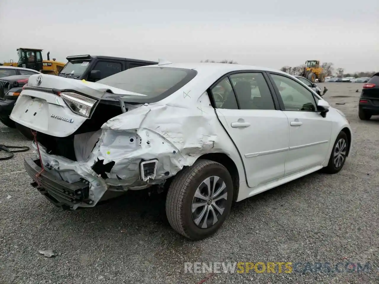 4 Photograph of a damaged car JTDEAMDE7NJ042781 TOYOTA COROLLA 2022