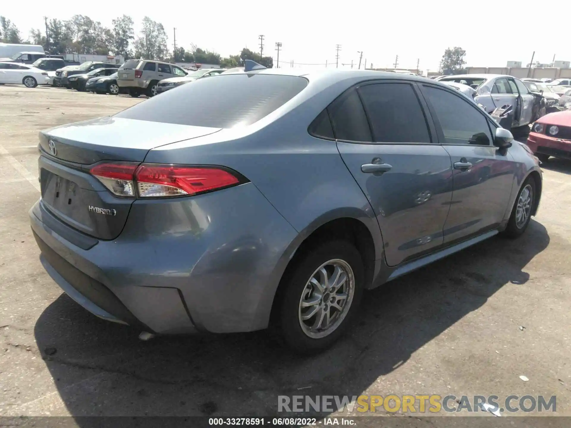 4 Photograph of a damaged car JTDEAMDE7NJ045003 TOYOTA COROLLA 2022