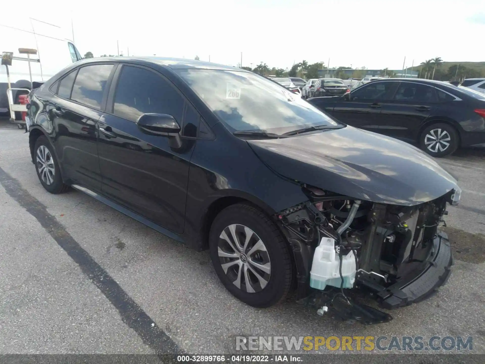 1 Photograph of a damaged car JTDEAMDE7NJ048385 TOYOTA COROLLA 2022