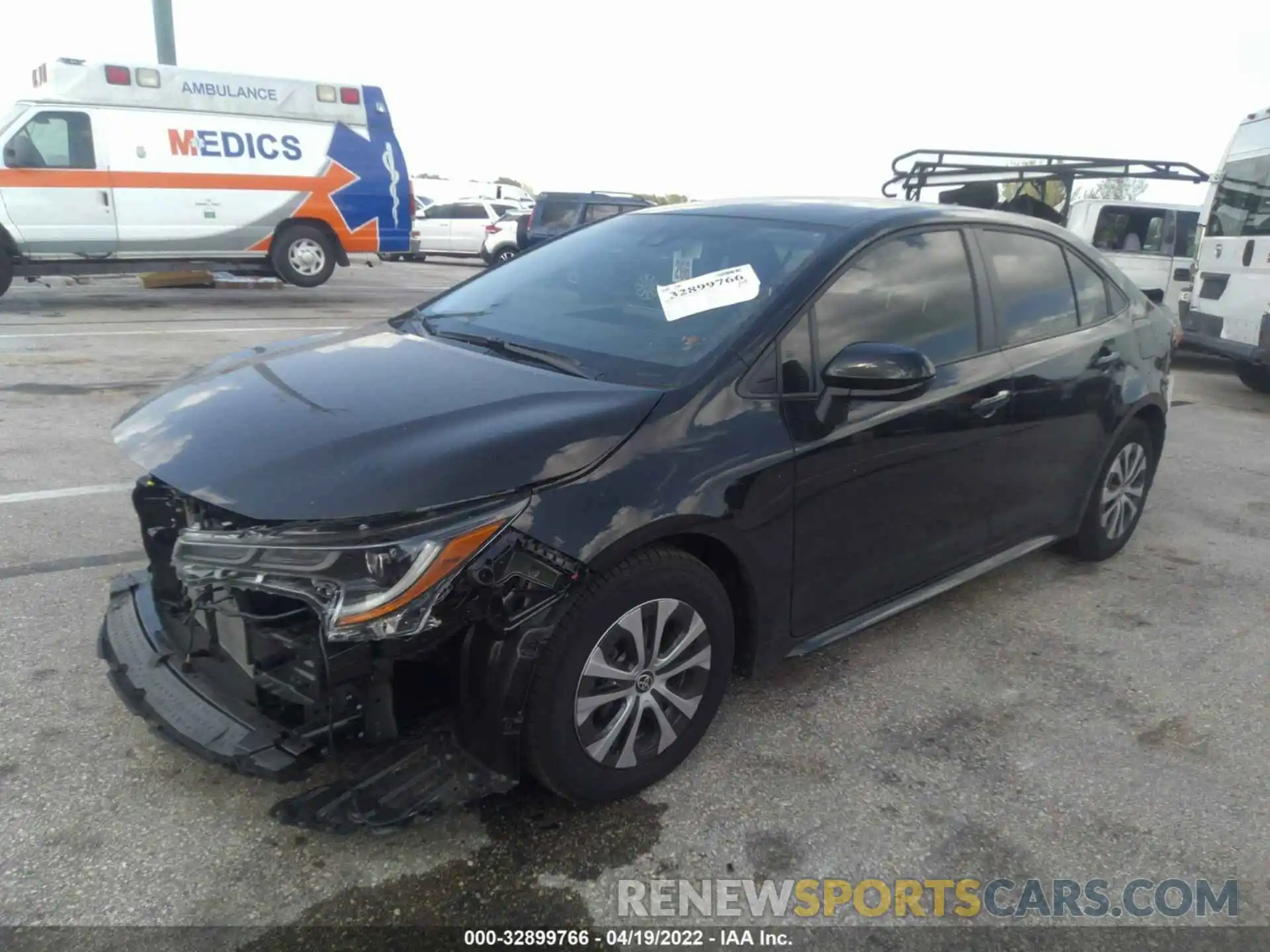 2 Photograph of a damaged car JTDEAMDE7NJ048385 TOYOTA COROLLA 2022