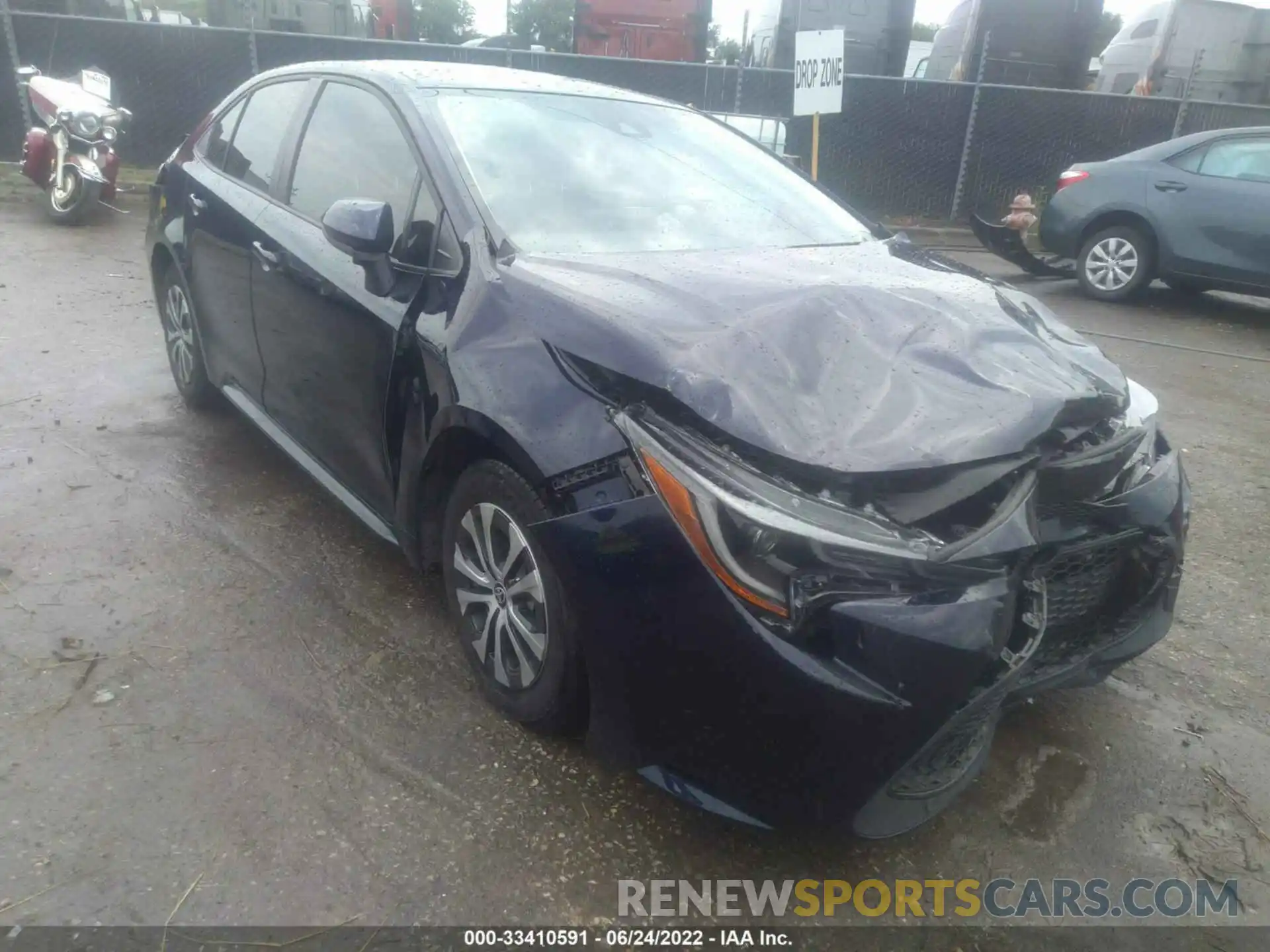 1 Photograph of a damaged car JTDEAMDE7NJ049018 TOYOTA COROLLA 2022