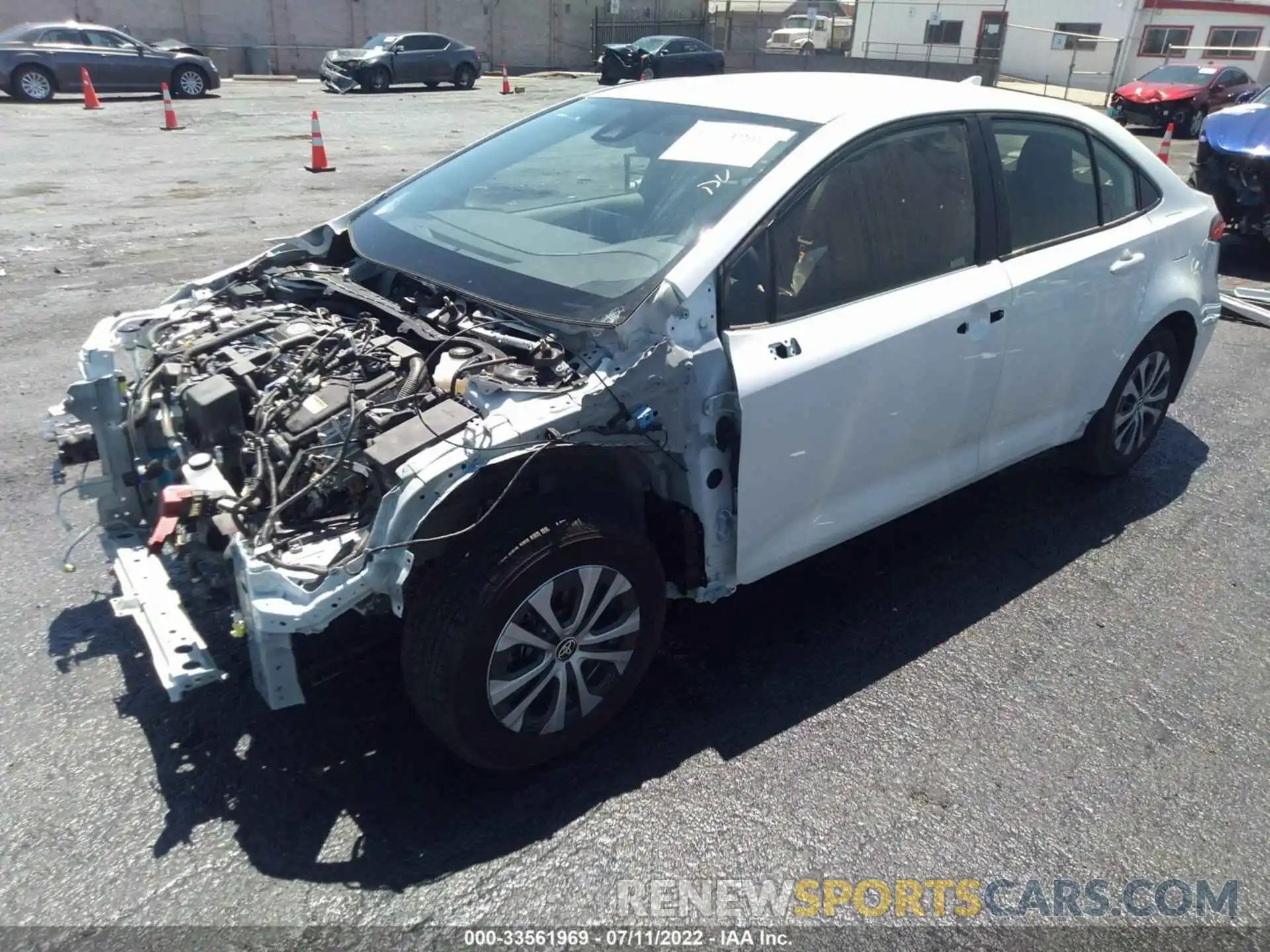 2 Photograph of a damaged car JTDEAMDE8NJ036715 TOYOTA COROLLA 2022