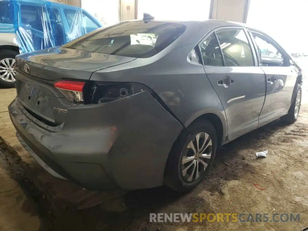 4 Photograph of a damaged car JTDEAMDE8NJ039579 TOYOTA COROLLA 2022