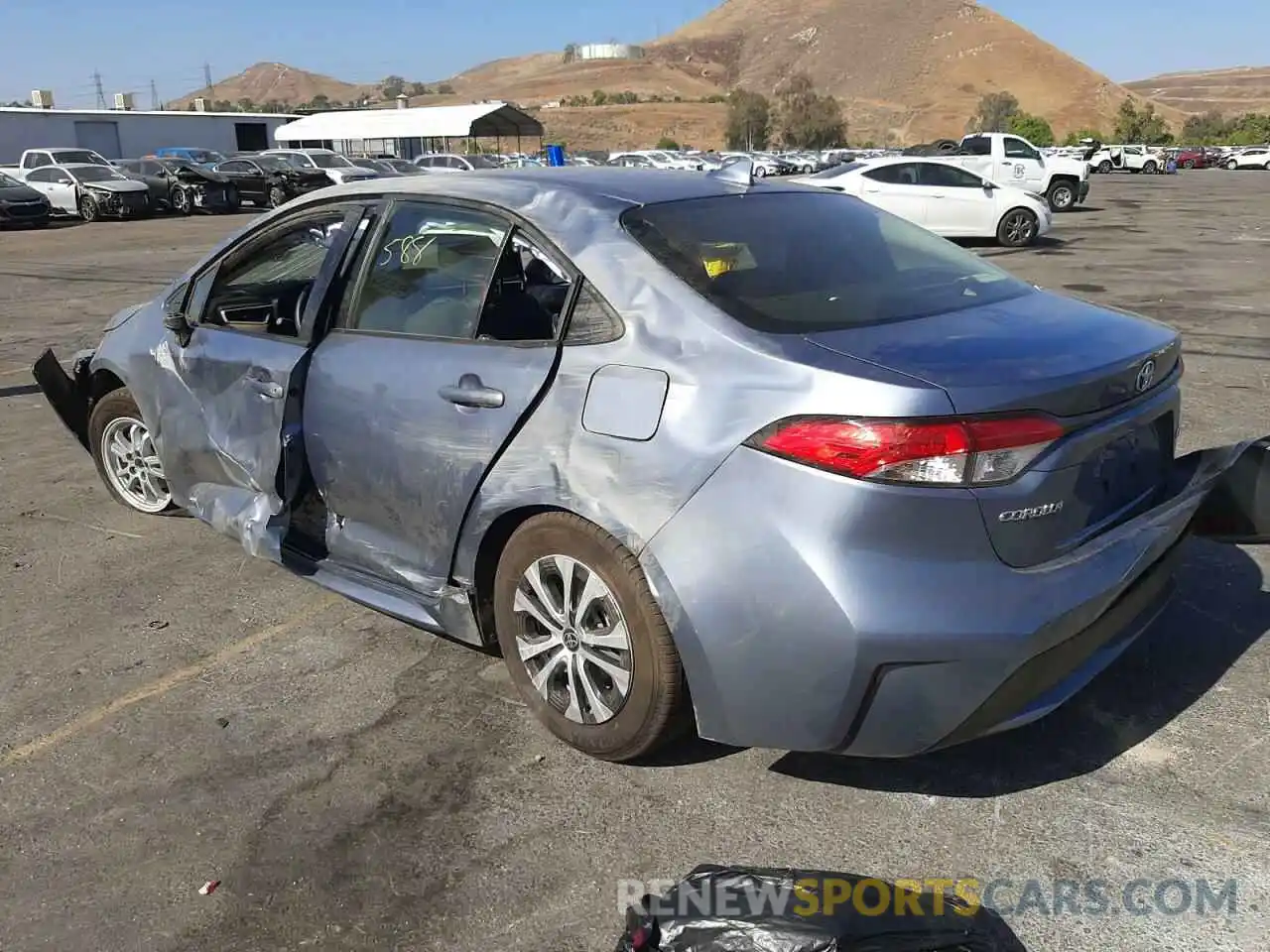 3 Photograph of a damaged car JTDEAMDE8NJ054440 TOYOTA COROLLA 2022