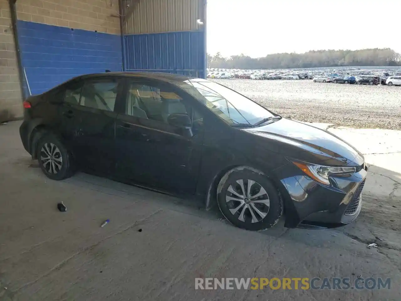 4 Photograph of a damaged car JTDEAMDE8NJ057239 TOYOTA COROLLA 2022