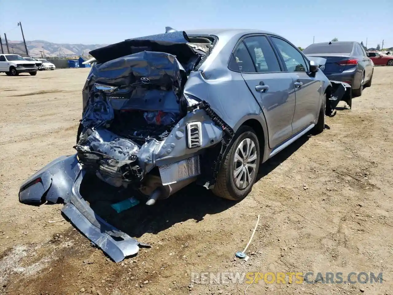 4 Photograph of a damaged car JTDEAMDE9NJ036206 TOYOTA COROLLA 2022