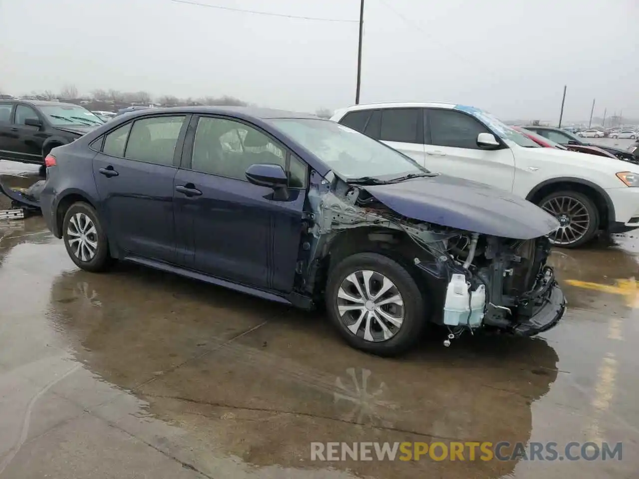 4 Photograph of a damaged car JTDEAMDE9NJ039901 TOYOTA COROLLA 2022