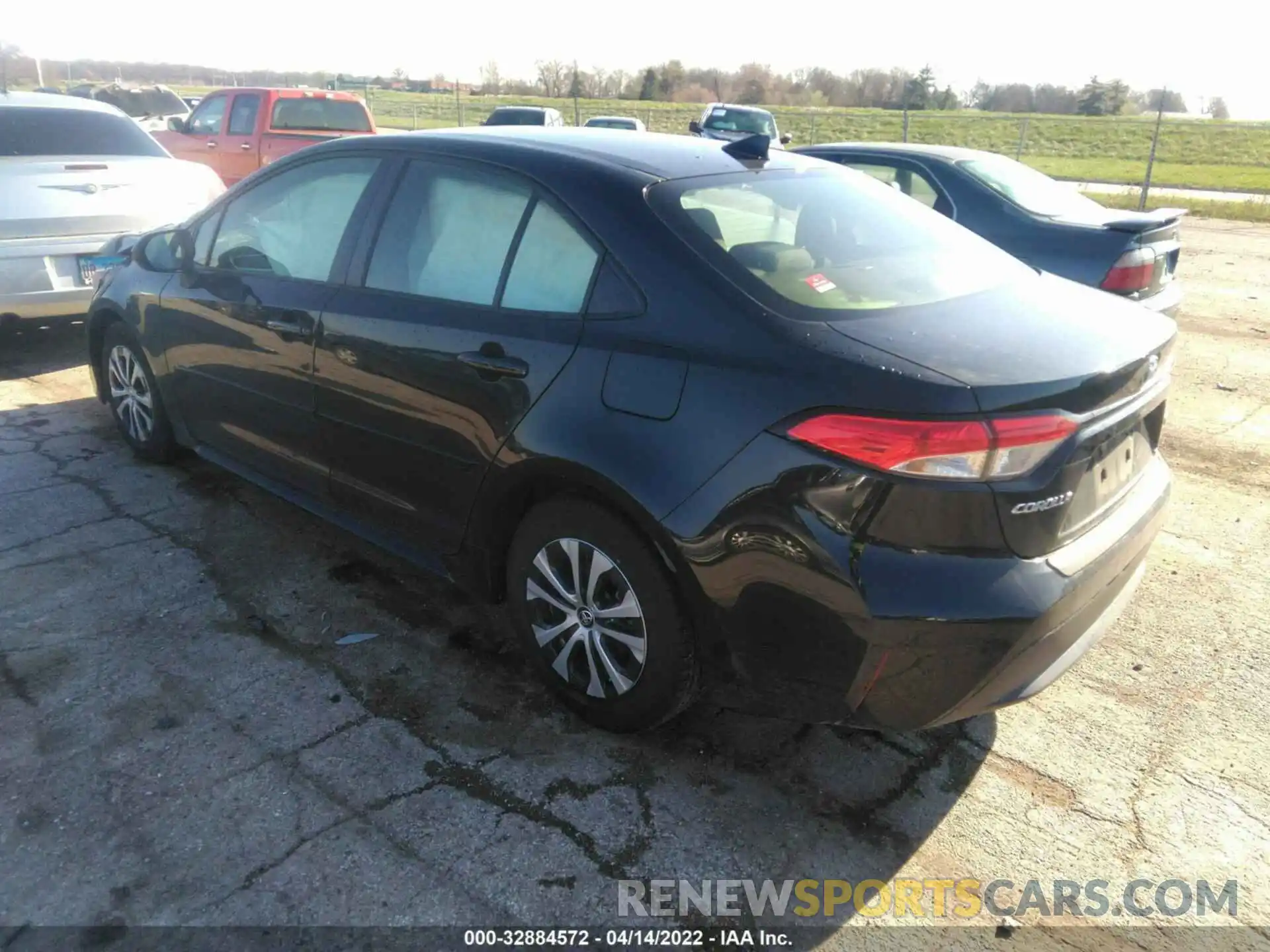 3 Photograph of a damaged car JTDEAMDE9NJ041664 TOYOTA COROLLA 2022