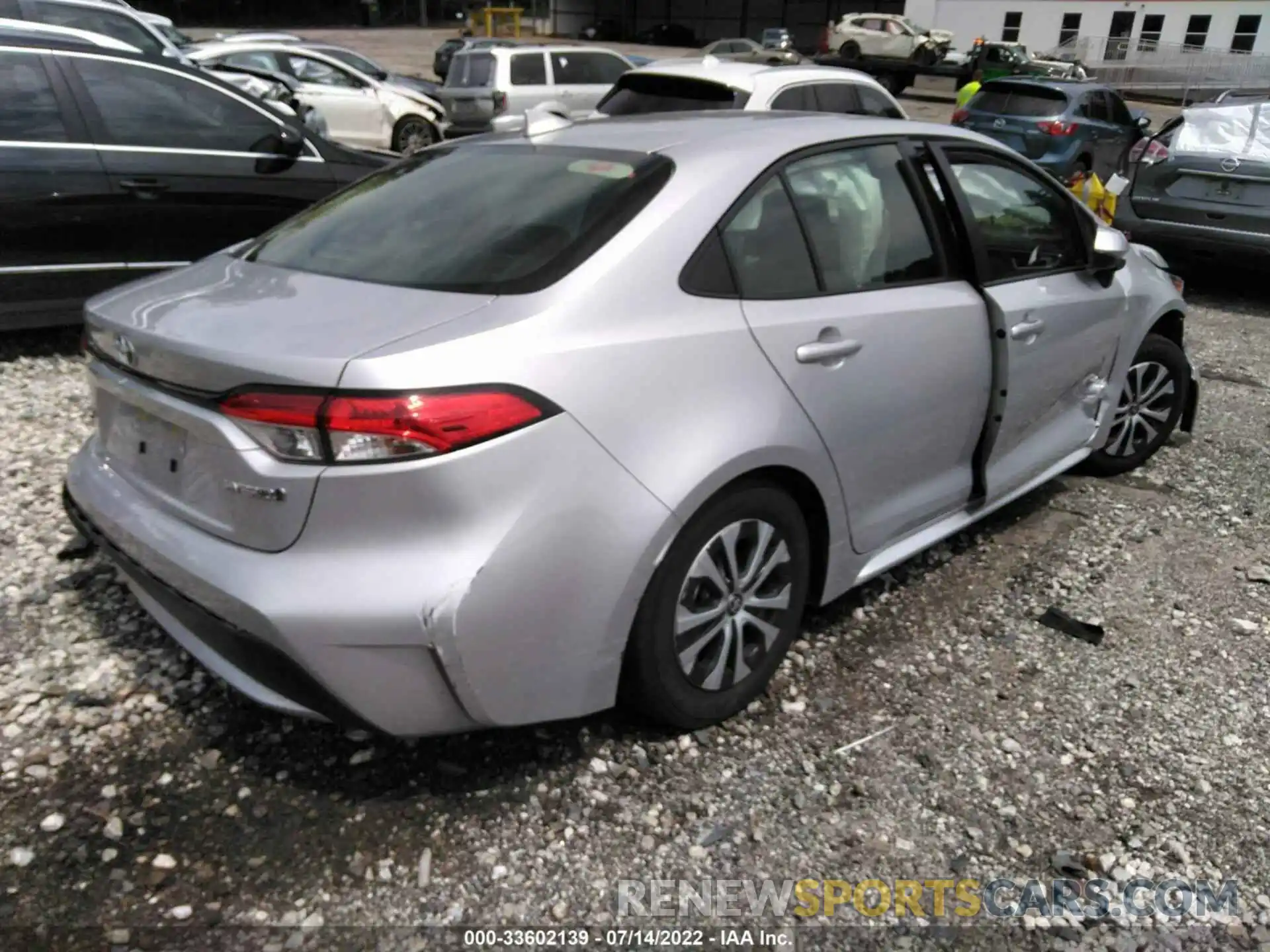 4 Photograph of a damaged car JTDEAMDE9NJ044211 TOYOTA COROLLA 2022