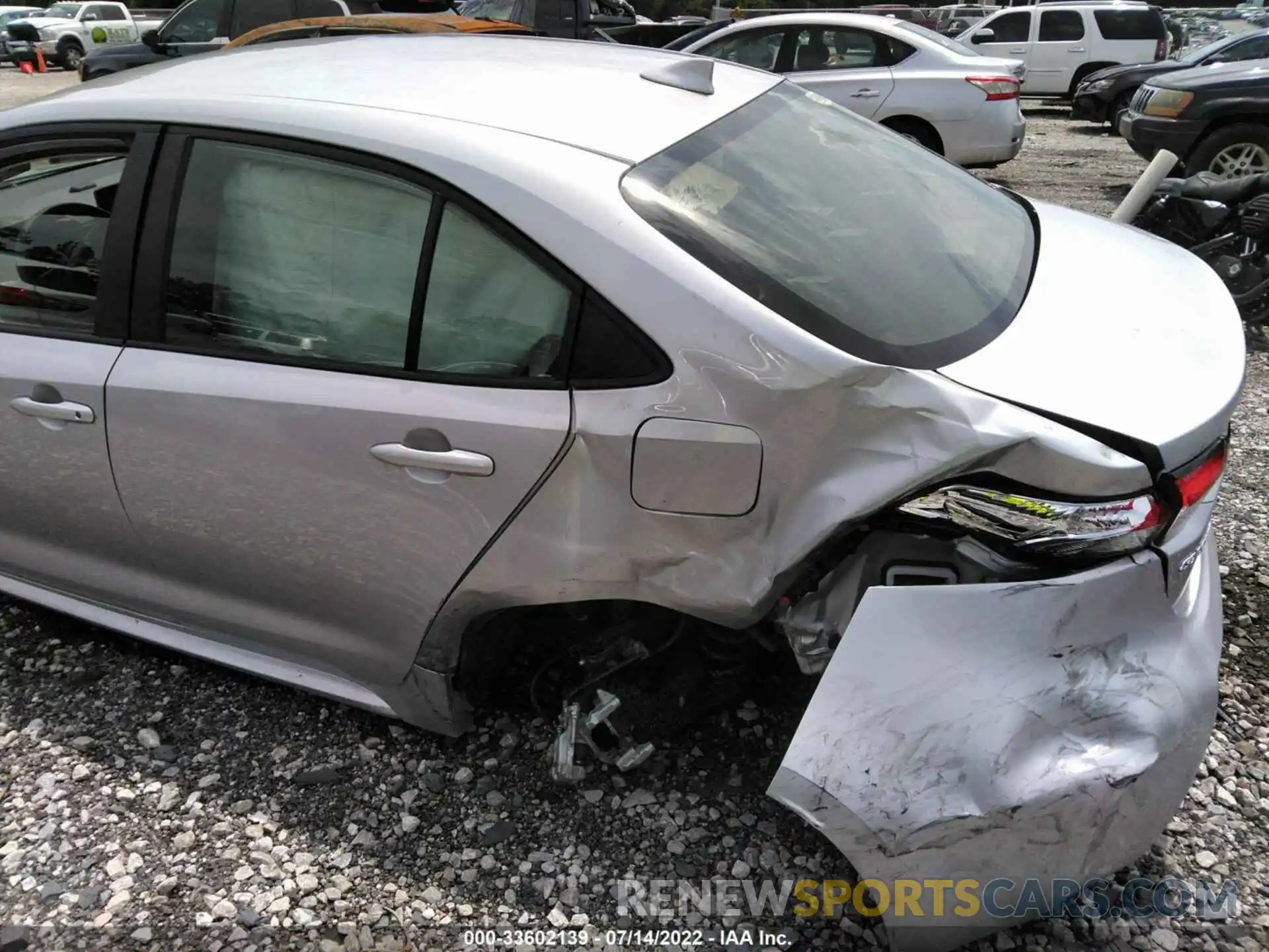 6 Photograph of a damaged car JTDEAMDE9NJ044211 TOYOTA COROLLA 2022