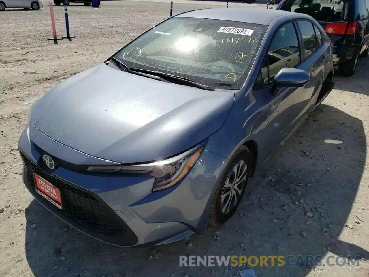 2 Photograph of a damaged car JTDEAMDE9NJ048372 TOYOTA COROLLA 2022