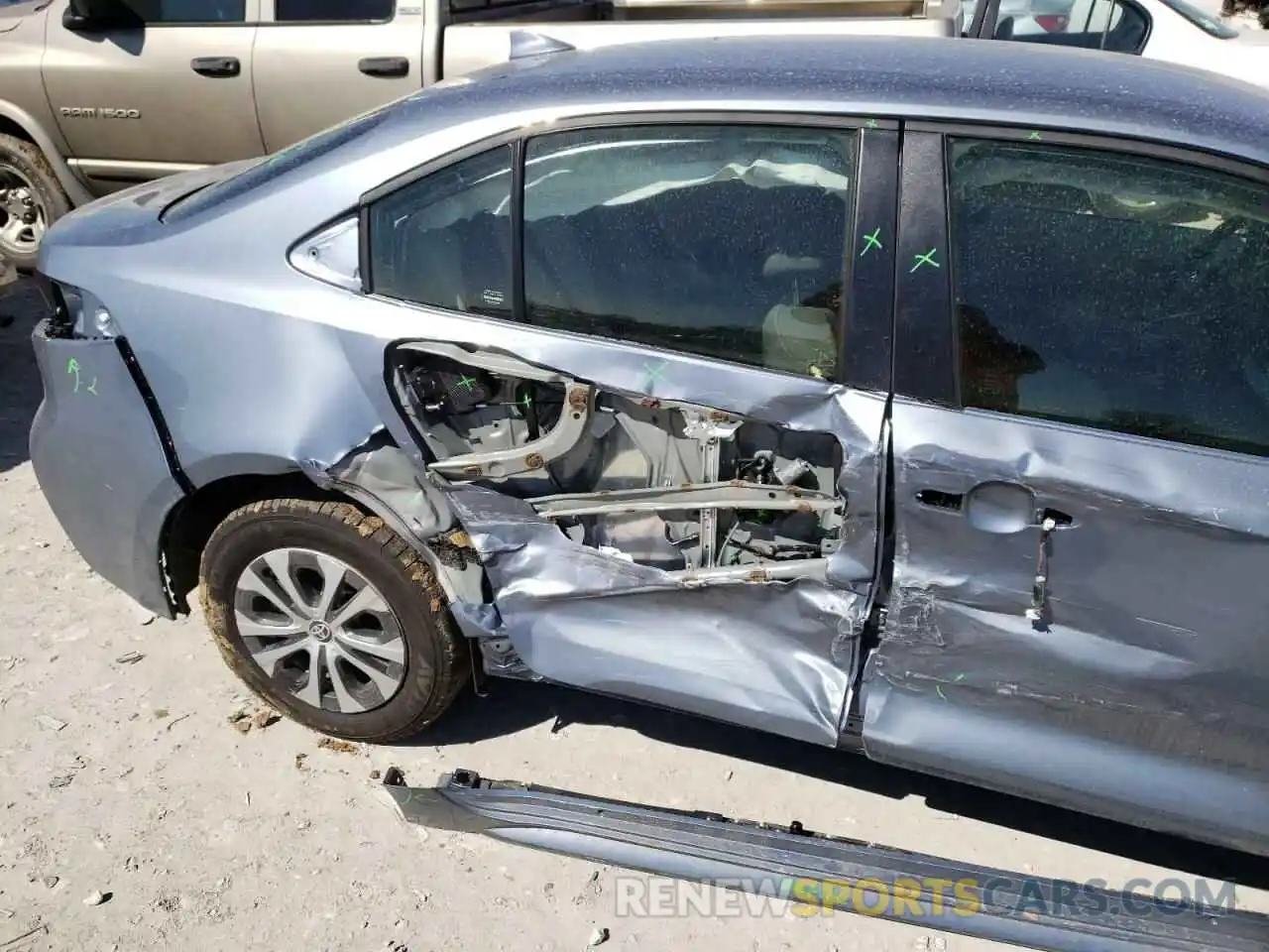 9 Photograph of a damaged car JTDEAMDE9NJ048372 TOYOTA COROLLA 2022