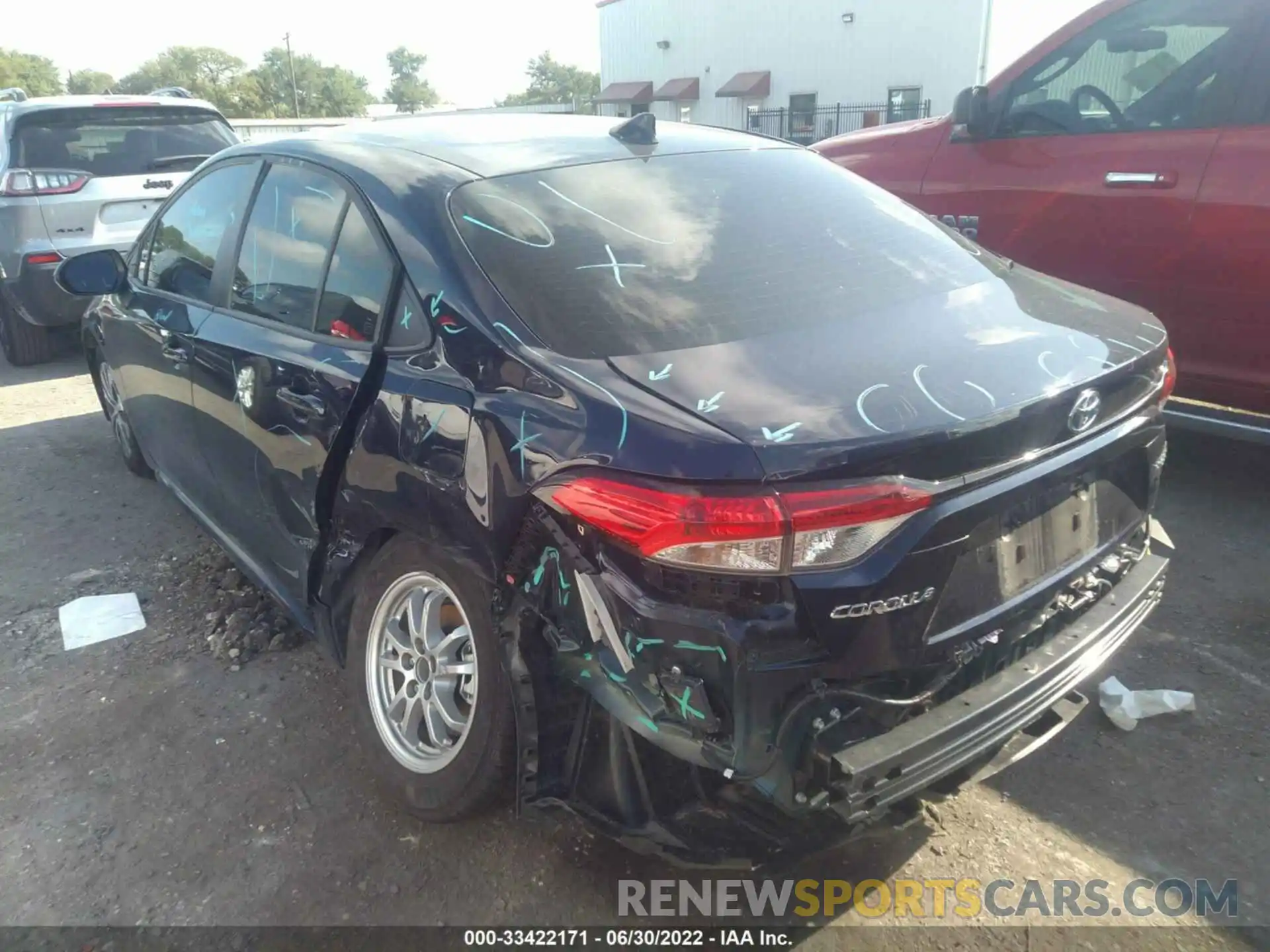 3 Photograph of a damaged car JTDEAMDE9NJ053295 TOYOTA COROLLA 2022