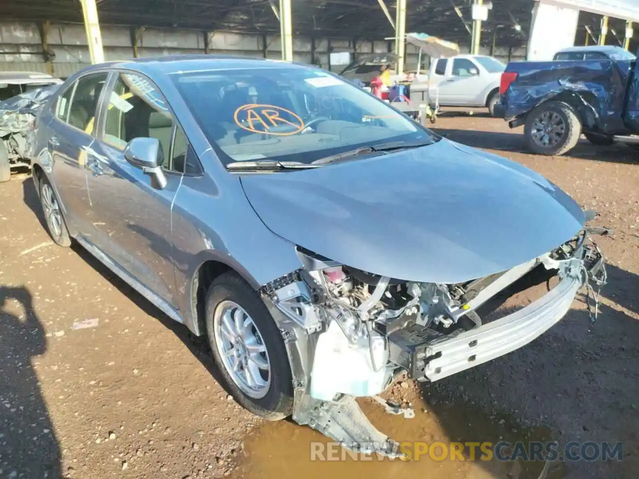 1 Photograph of a damaged car JTDEAMDE9NJ057928 TOYOTA COROLLA 2022