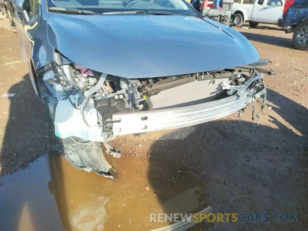 9 Photograph of a damaged car JTDEAMDE9NJ057928 TOYOTA COROLLA 2022