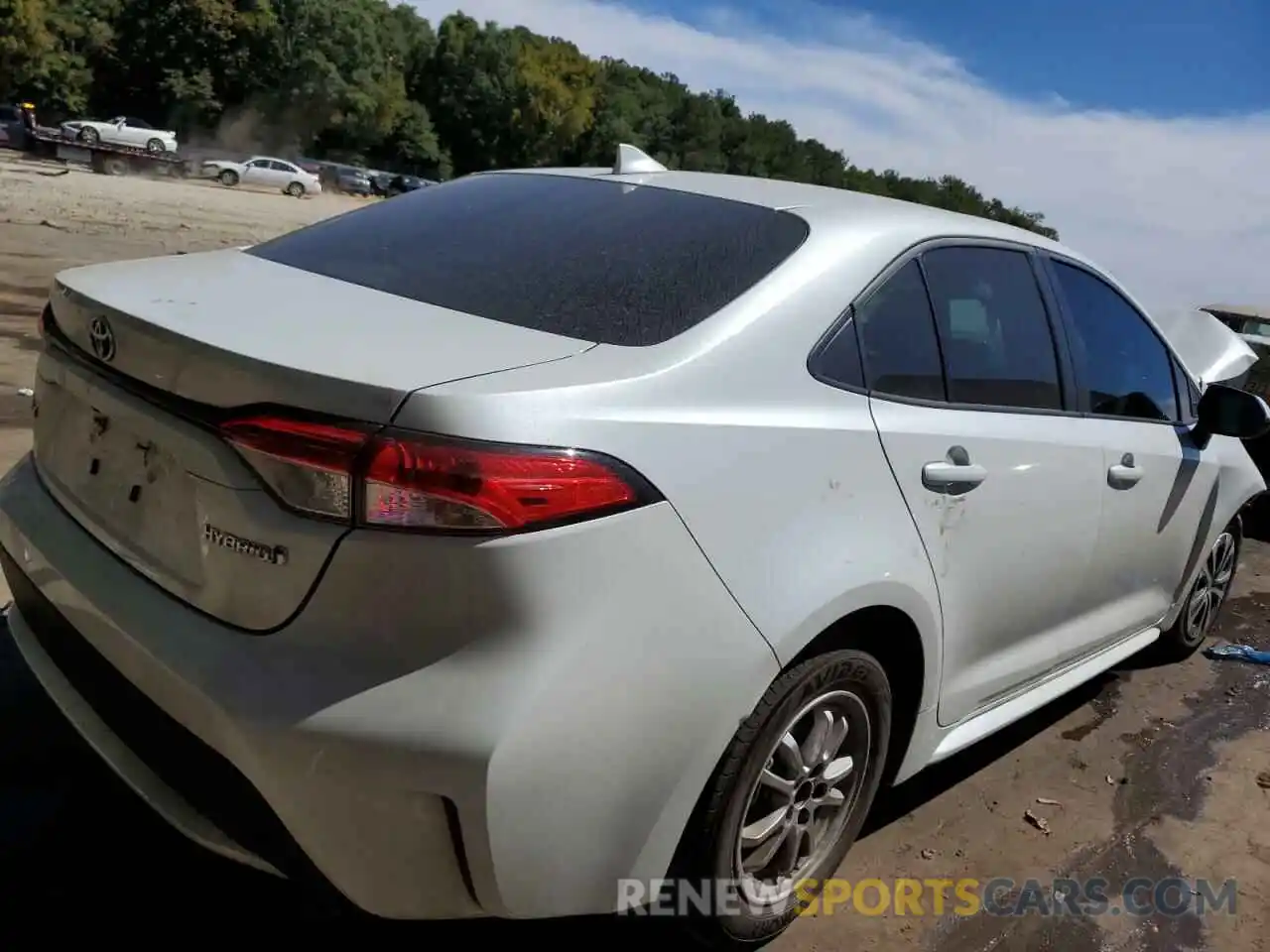 4 Photograph of a damaged car JTDEAMDEXN3000383 TOYOTA COROLLA 2022