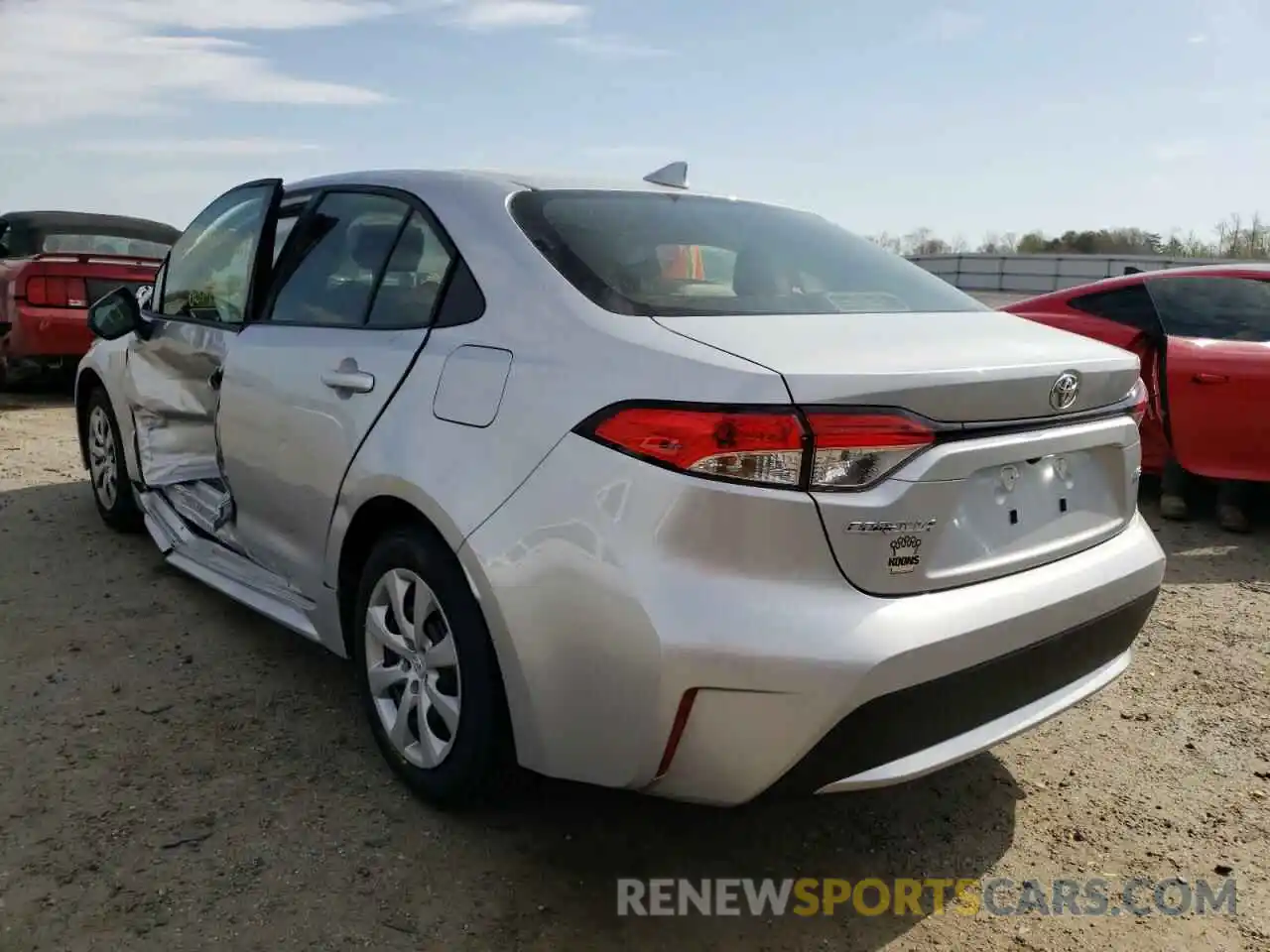 3 Photograph of a damaged car JTDEPMAE0N3014151 TOYOTA COROLLA 2022