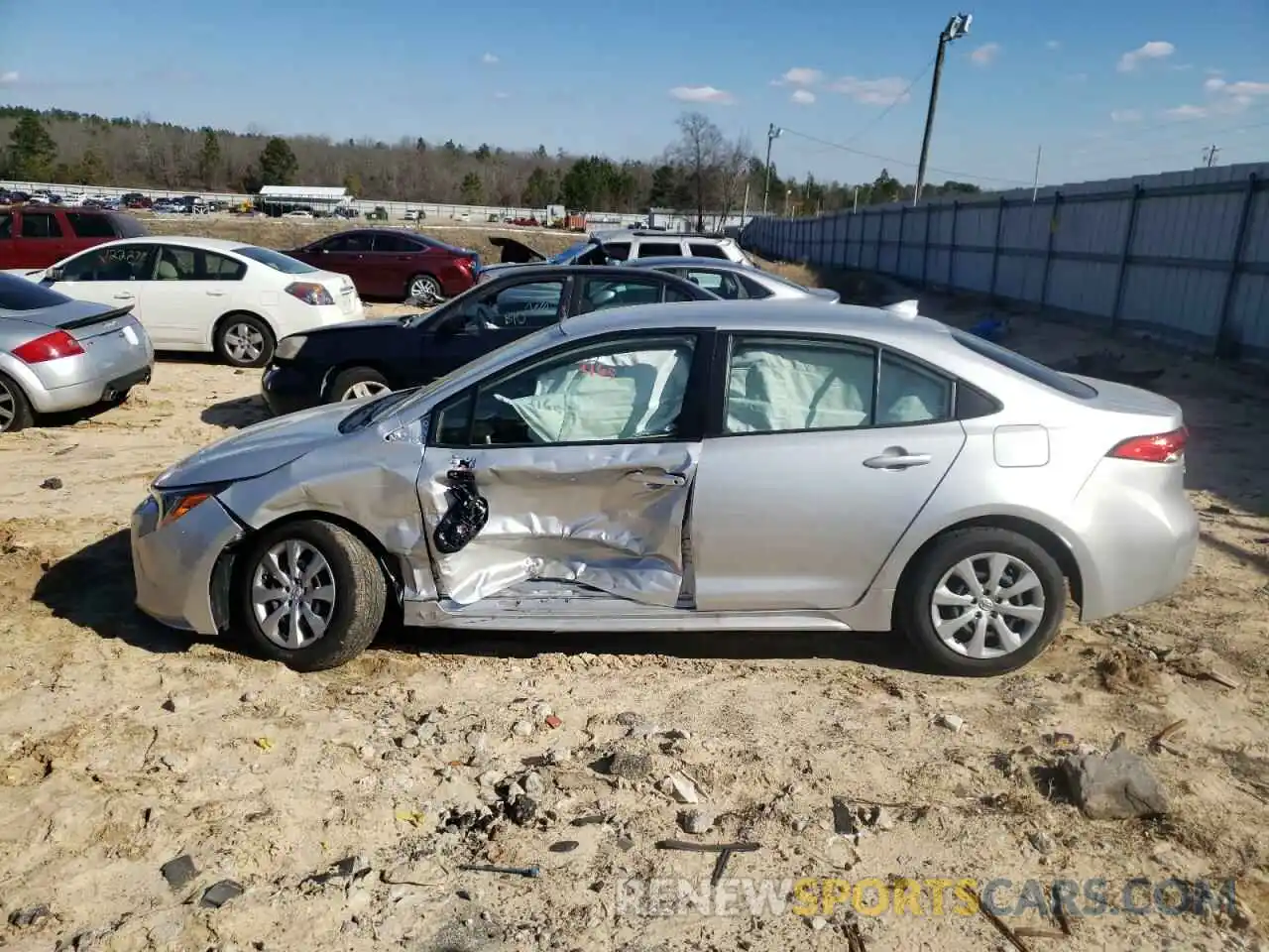 9 Photograph of a damaged car JTDEPMAE0NJ197420 TOYOTA COROLLA 2022