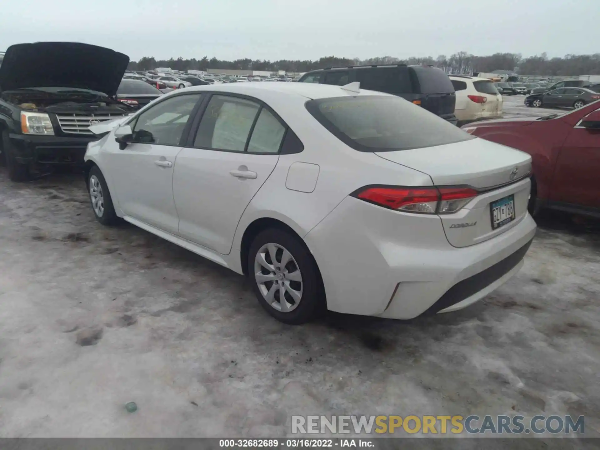 3 Photograph of a damaged car JTDEPMAE0NJ206102 TOYOTA COROLLA 2022