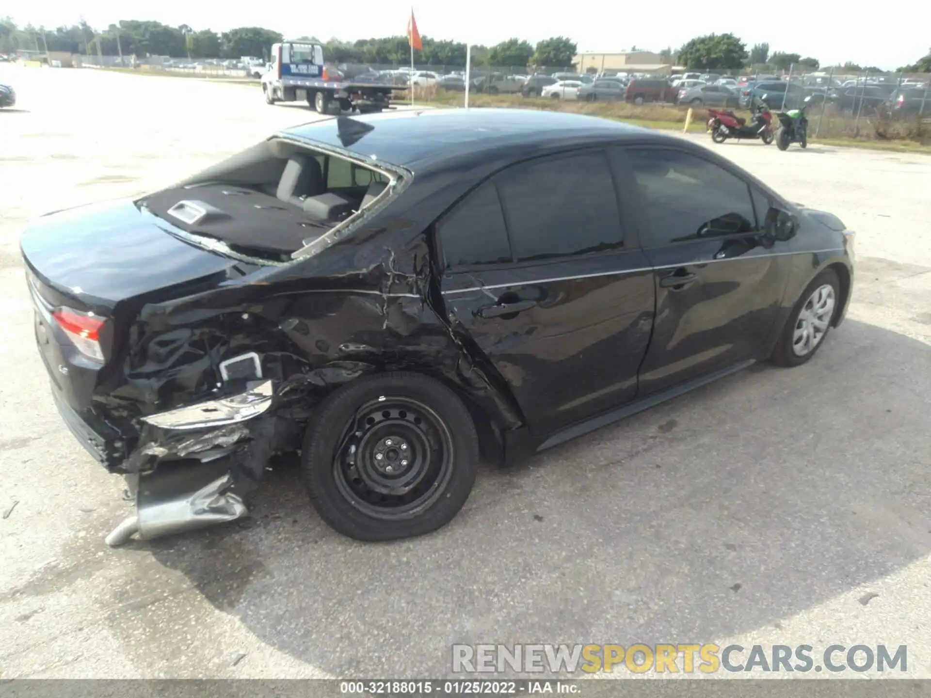 4 Photograph of a damaged car JTDEPMAE0NJ211672 TOYOTA COROLLA 2022