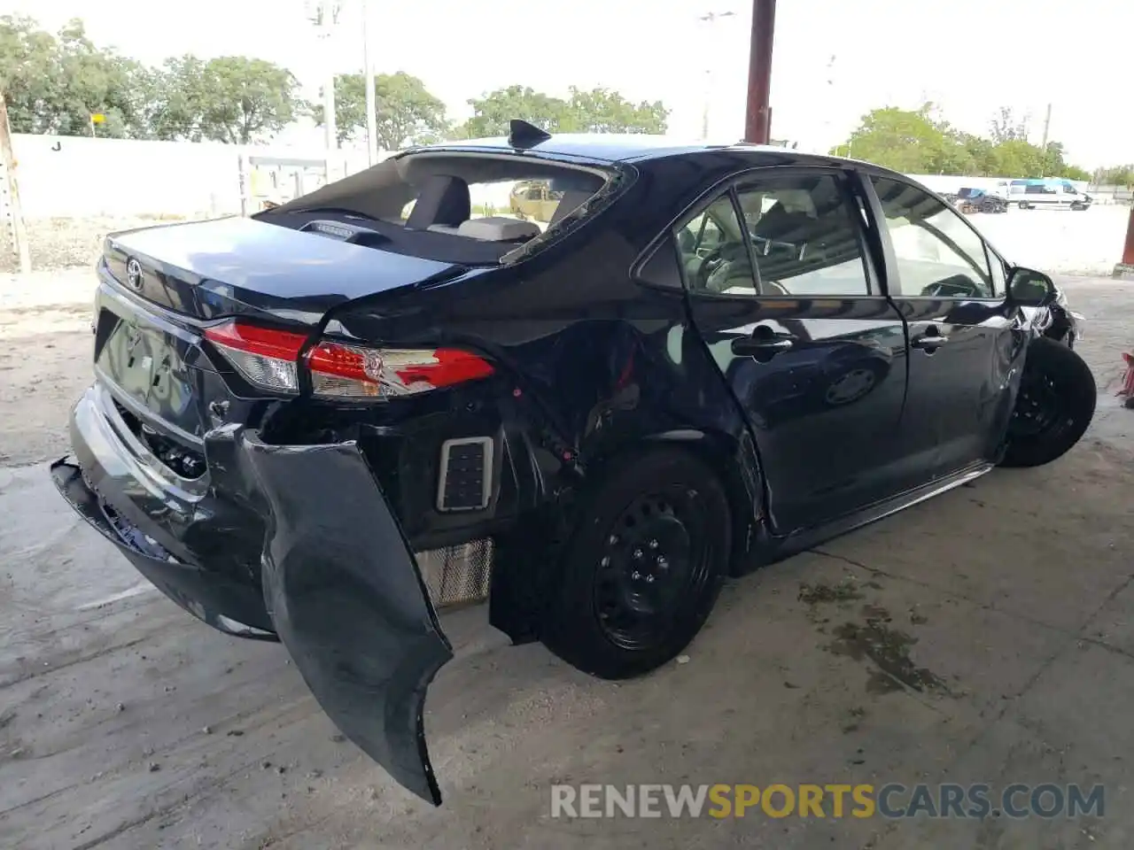 4 Photograph of a damaged car JTDEPMAE0NJ215365 TOYOTA COROLLA 2022