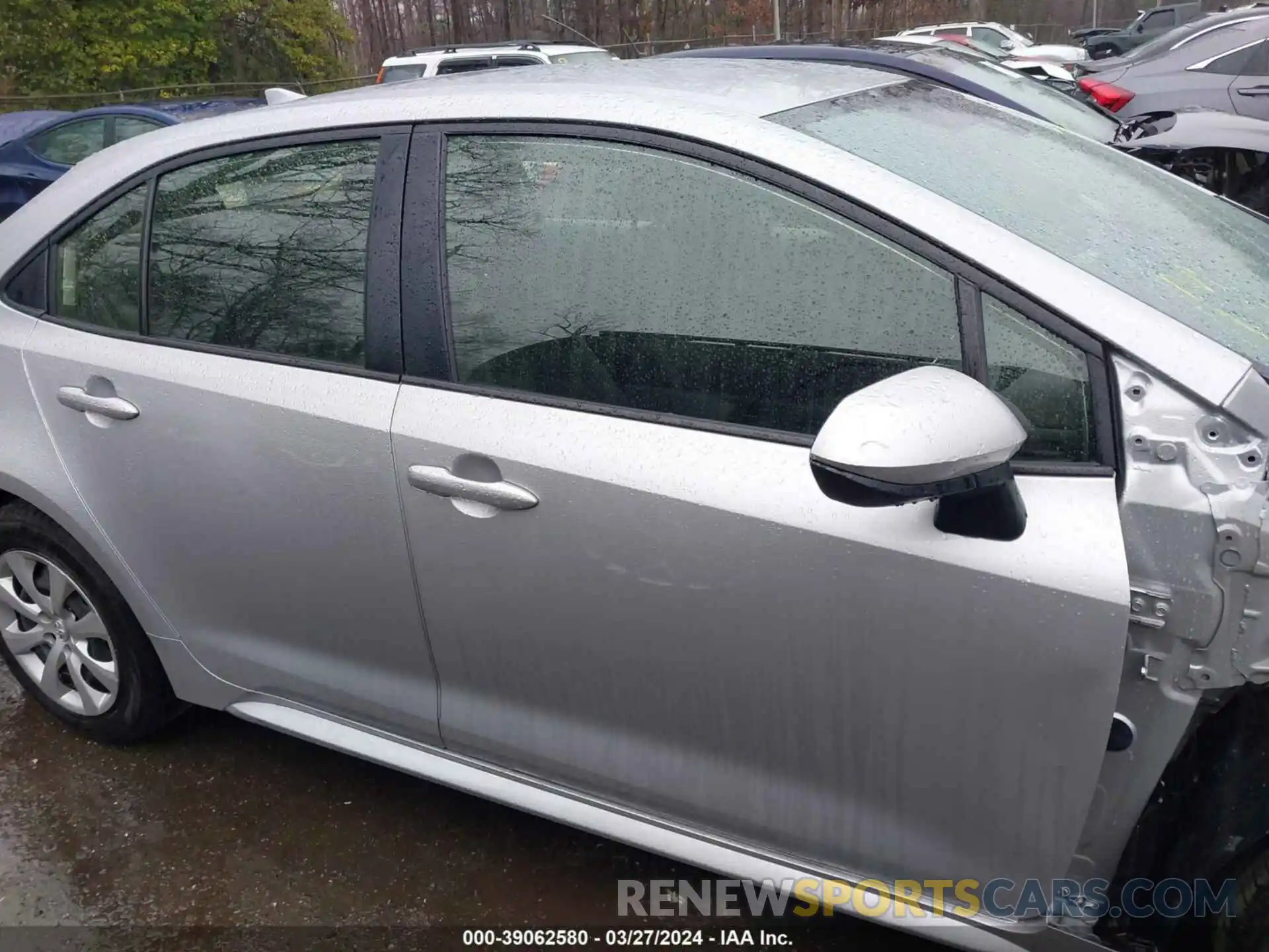 14 Photograph of a damaged car JTDEPMAE0NJ229797 TOYOTA COROLLA 2022