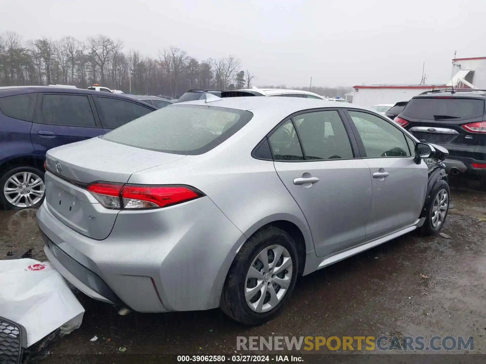 4 Photograph of a damaged car JTDEPMAE0NJ229797 TOYOTA COROLLA 2022