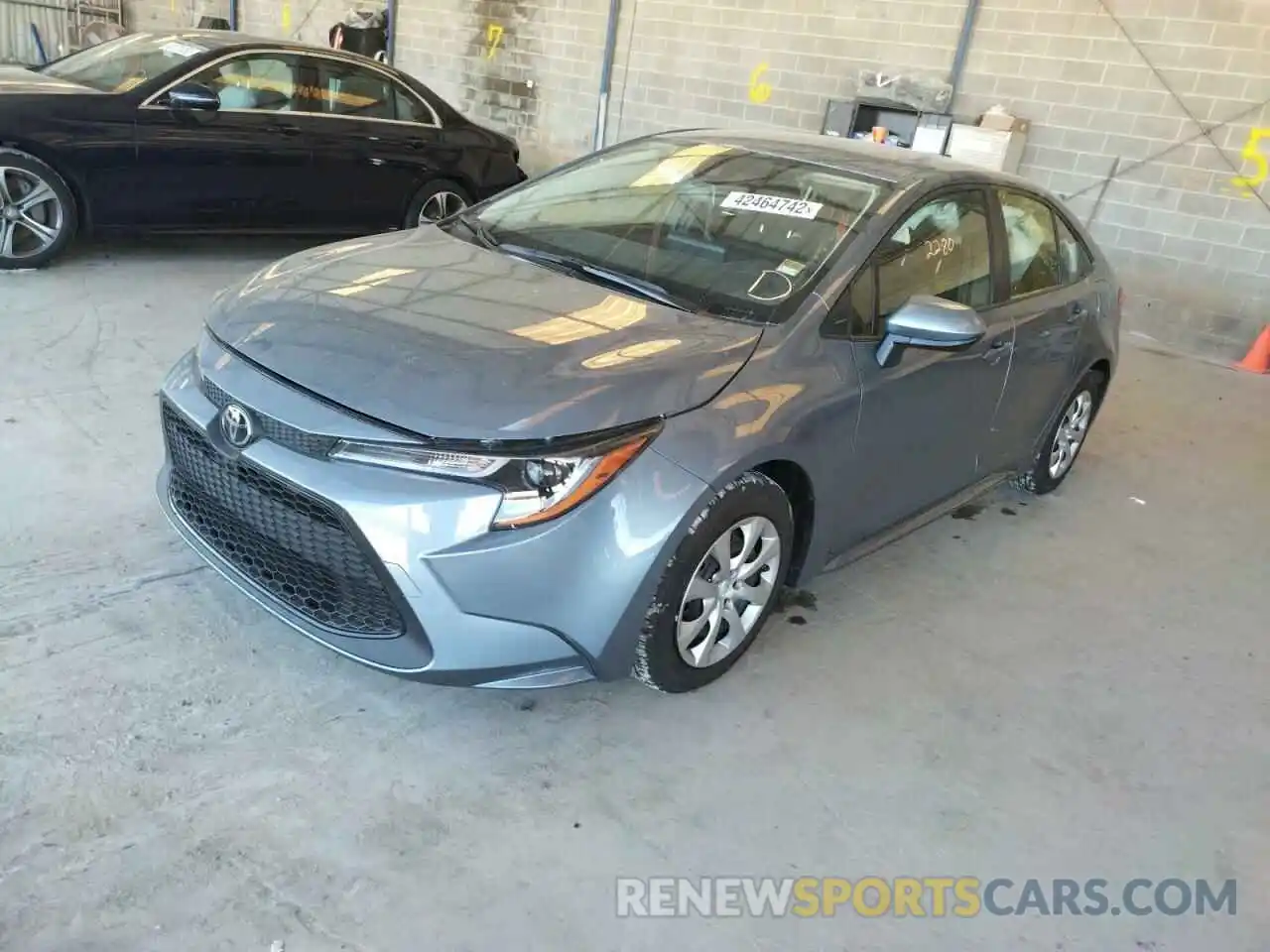 2 Photograph of a damaged car JTDEPMAE1N3005118 TOYOTA COROLLA 2022