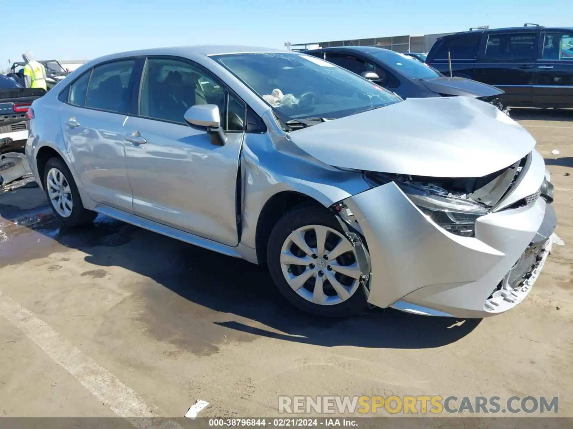 1 Photograph of a damaged car JTDEPMAE1N3021495 TOYOTA COROLLA 2022