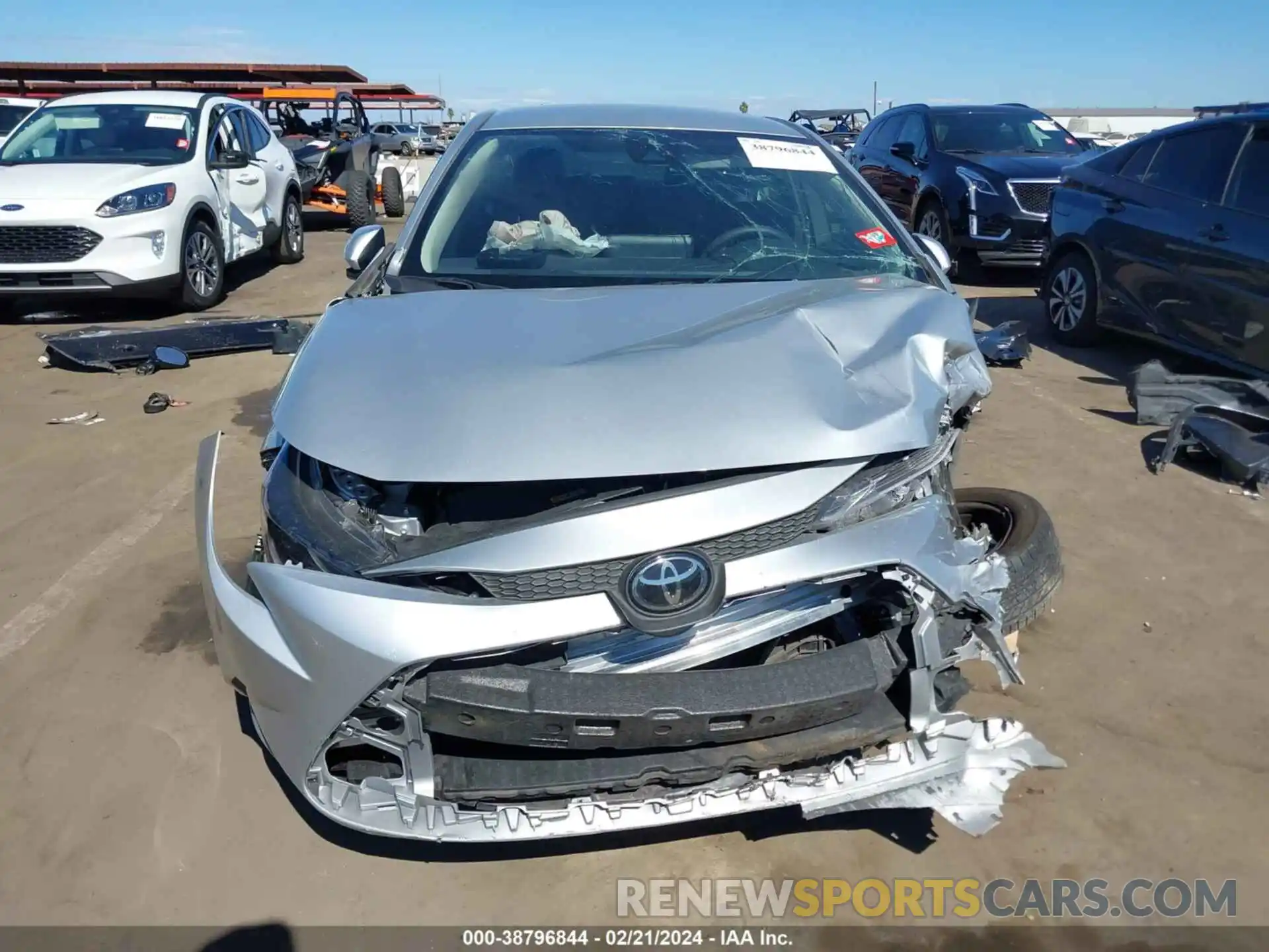 12 Photograph of a damaged car JTDEPMAE1N3021495 TOYOTA COROLLA 2022