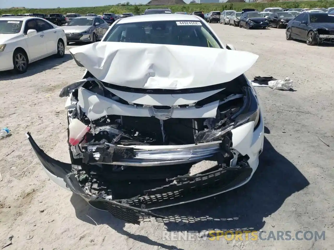 9 Photograph of a damaged car JTDEPMAE1NJ198236 TOYOTA COROLLA 2022