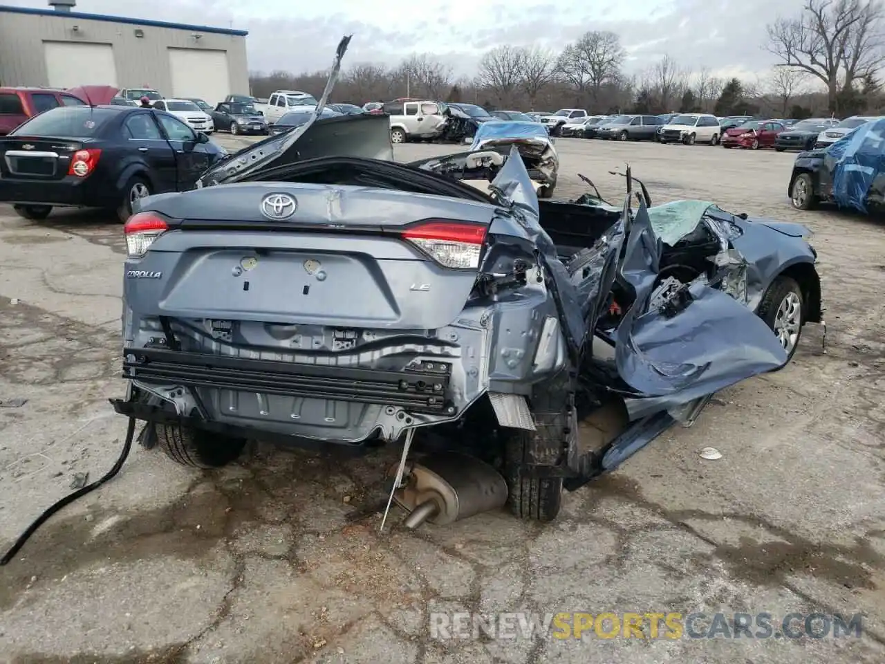 4 Photograph of a damaged car JTDEPMAE1NJ203712 TOYOTA COROLLA 2022