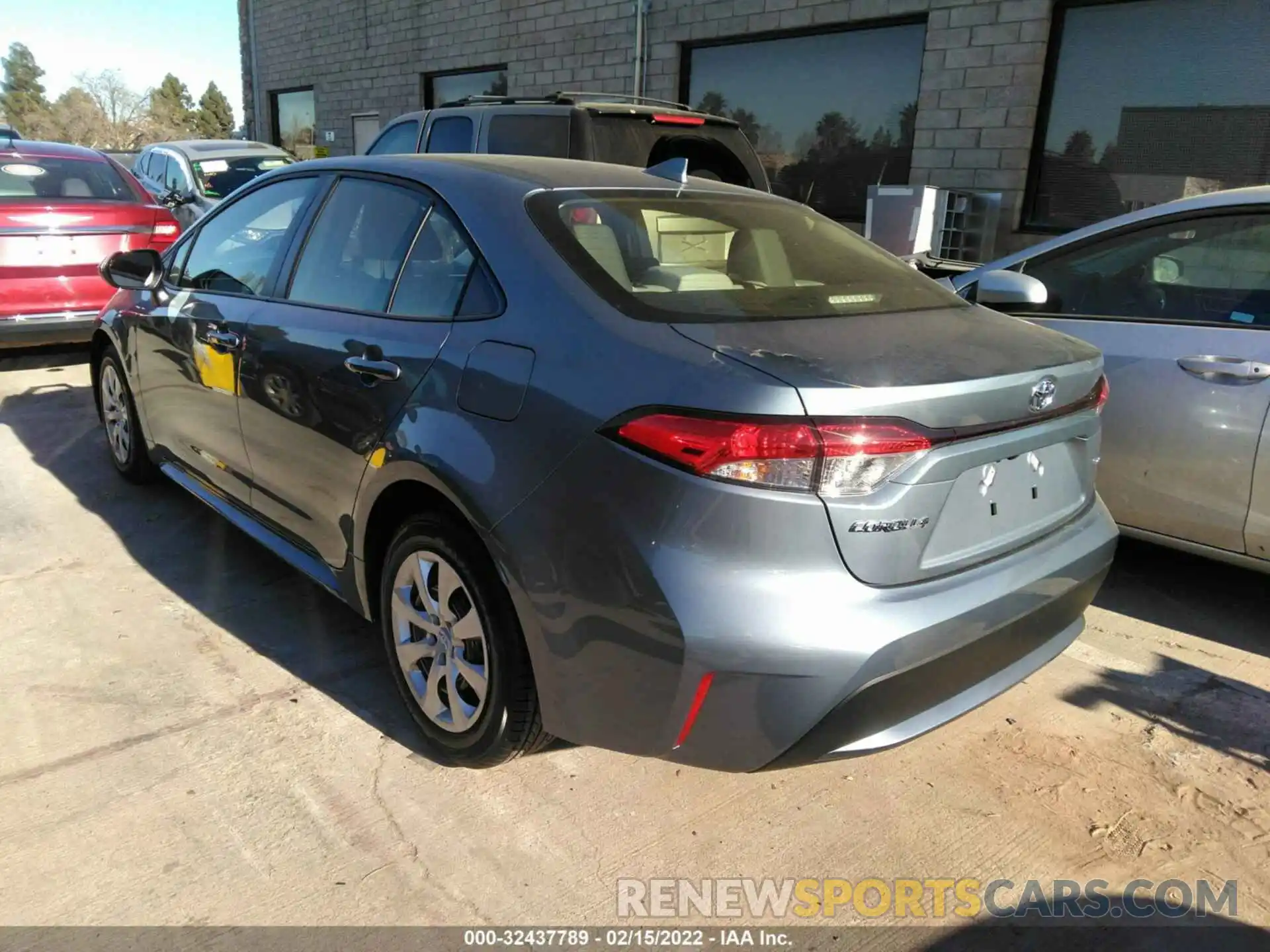 3 Photograph of a damaged car JTDEPMAE2N3006617 TOYOTA COROLLA 2022