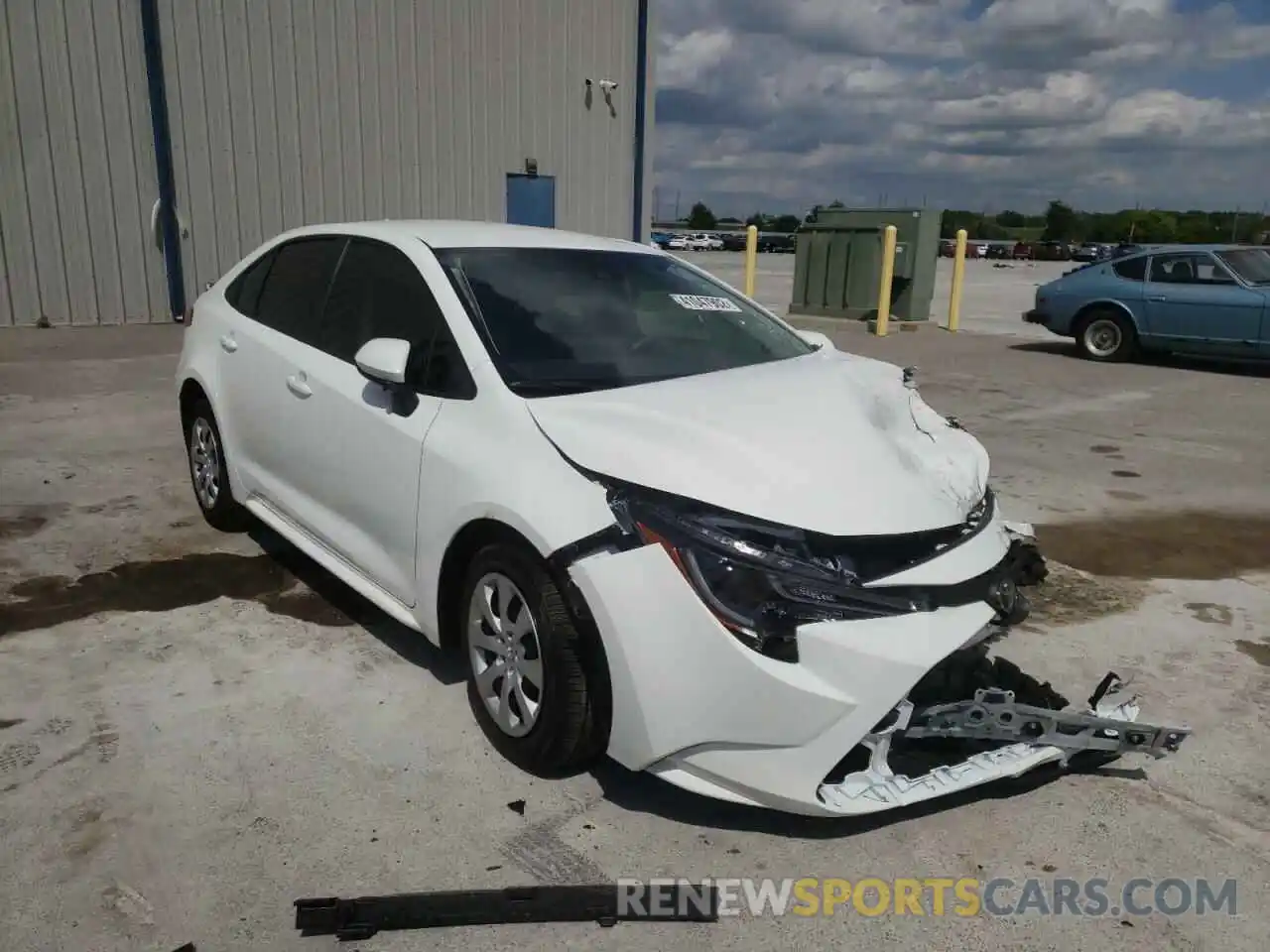 1 Photograph of a damaged car JTDEPMAE2N3009078 TOYOTA COROLLA 2022