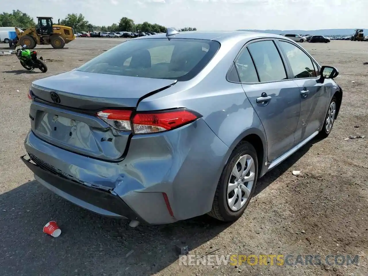 4 Photograph of a damaged car JTDEPMAE2NJ196558 TOYOTA COROLLA 2022