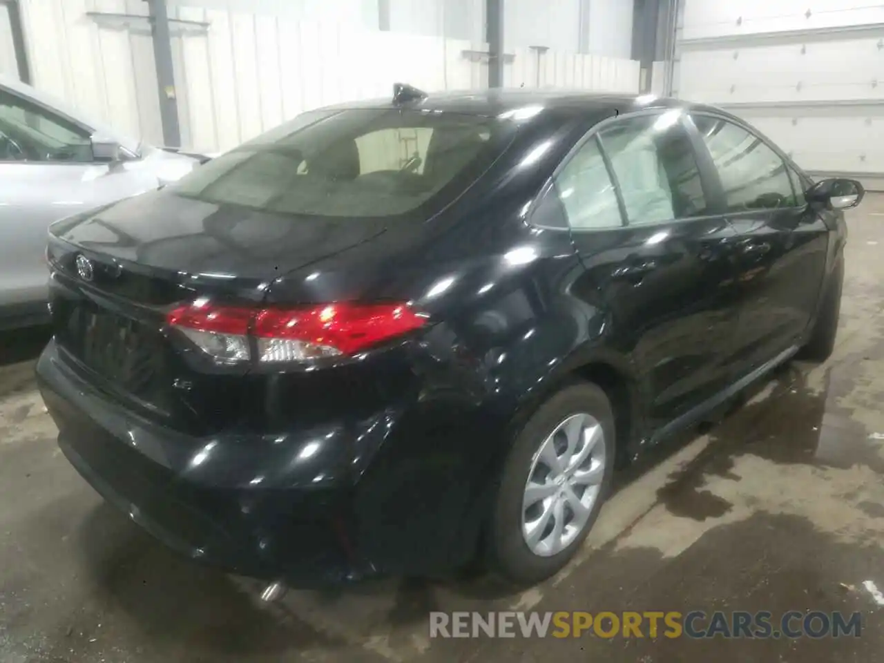 4 Photograph of a damaged car JTDEPMAE2NJ199136 TOYOTA COROLLA 2022