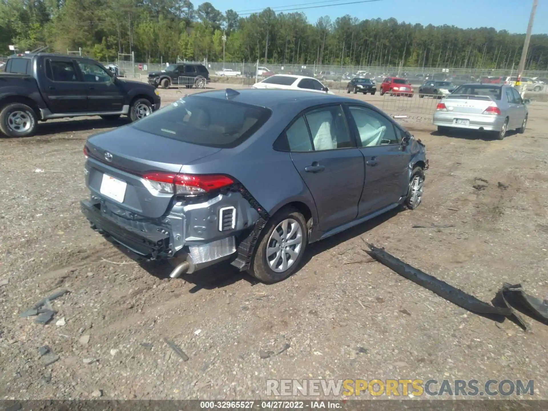 4 Photograph of a damaged car JTDEPMAE2NJ211723 TOYOTA COROLLA 2022