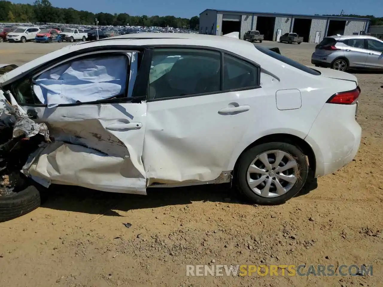 10 Photograph of a damaged car JTDEPMAE3NJ199324 TOYOTA COROLLA 2022