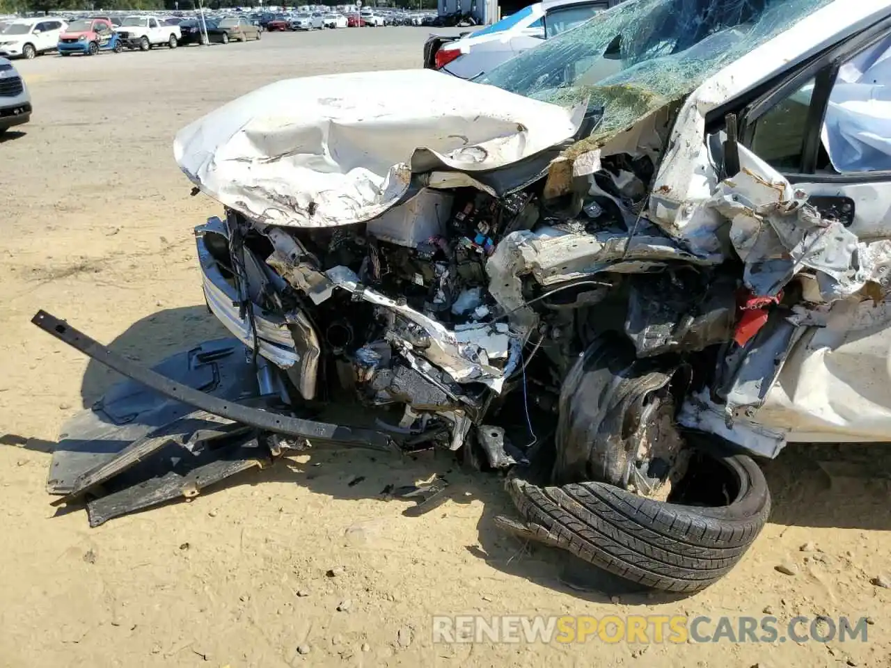 9 Photograph of a damaged car JTDEPMAE3NJ199324 TOYOTA COROLLA 2022