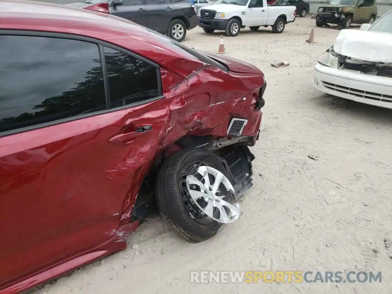 9 Photograph of a damaged car JTDEPMAE3NJ216719 TOYOTA COROLLA 2022