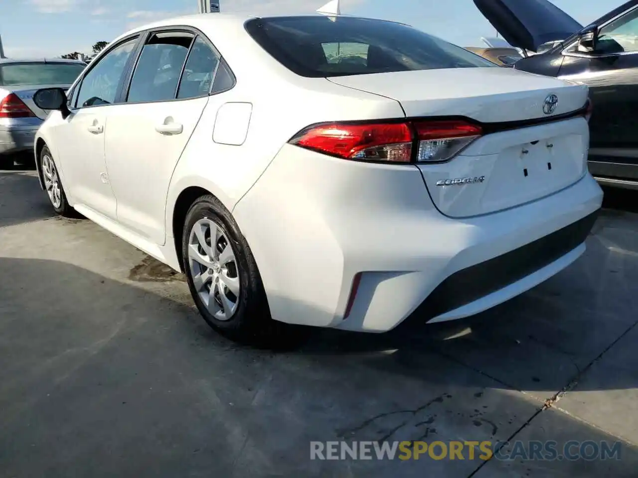 3 Photograph of a damaged car JTDEPMAE4N3006277 TOYOTA COROLLA 2022