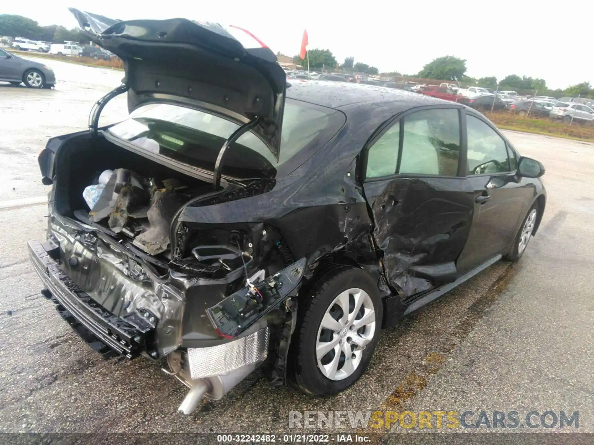 3 Photograph of a damaged car JTDEPMAE4NJ197405 TOYOTA COROLLA 2022